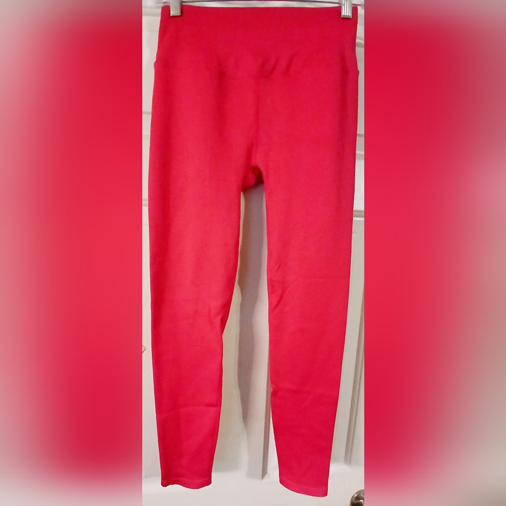 NWOT - VS Pink Spiritual Gangsta ActiveWear Sport seamless leggings M/LT